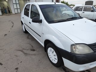 2008 Renault Logan I, белый, 300000 рублей, вид 2