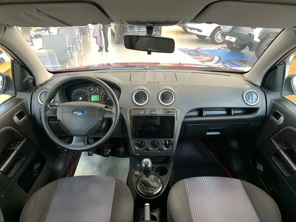 2006 Ford Fusion I Рестайлинг, красный, 290000 рублей - вид 12