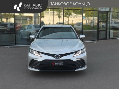 2022 Toyota Camry VIII (XV70) Рестайлинг, серый, 2550000 рублей, вид 2
