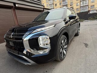2025 Mitsubishi Outlander IV, чёрный, 6900000 рублей, вид 2