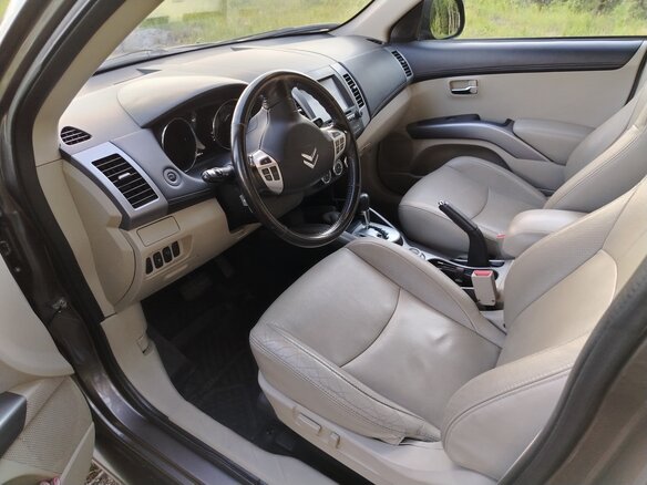 2012 Citroen C-Crosser, коричневый, 950000 рублей - вид 8