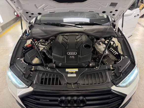 2019 Audi A8 Long 55 TFSI IV (D5), белый, 4790000 рублей - вид 39