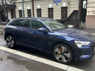 2022 Audi e-tron 55 I, синий, 4200000 рублей, вид 3