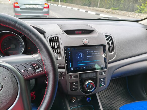 2010 Kia Cerato 4-speed II, голубой, 850000 рублей - вид 12