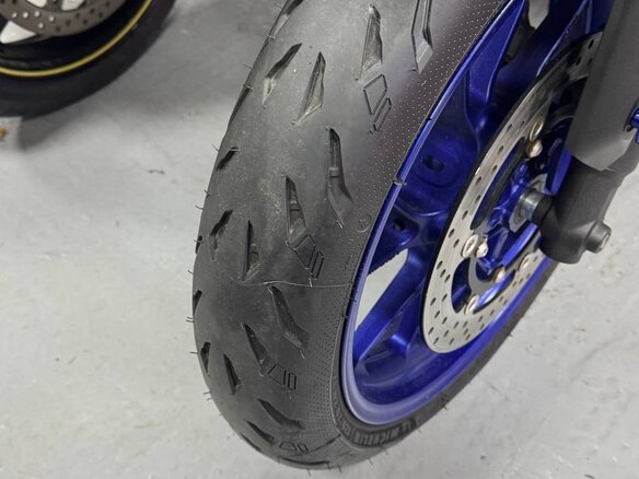 2015 Yamaha MT-09 (FZ-09), синий, 800000 рублей - вид 16