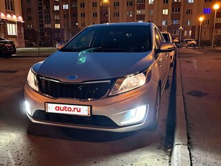 2012 Kia Rio 4-speed III, серебристый, 890000 рублей, вид 2