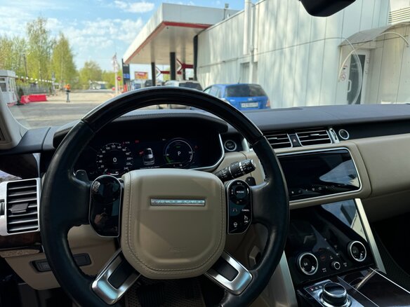 2018 Land Rover Range Rover IV Рестайлинг, пурпурный, 7500000 рублей - вид 11