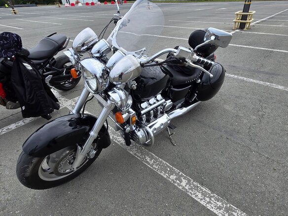 1999 Honda Valkyrie 1500, чёрный, 800000 рублей - вид 5