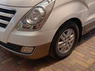 2016 Hyundai H-1 II Рестайлинг, белый, 2000000 рублей, вид 4