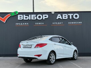 2015 Hyundai Solaris I Рестайлинг, белый, 1139000 рублей, вид 2