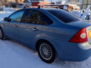2010 Ford Focus II Рестайлинг, серый, 500000 рублей, вид 3