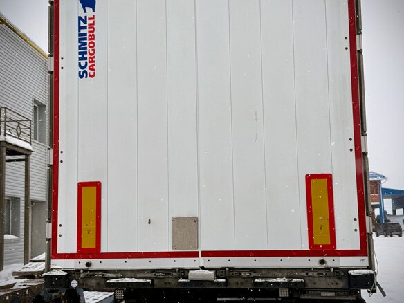 2018 Schmitz Cargobull SPR, серебристый, 3500000 рублей - вид 3