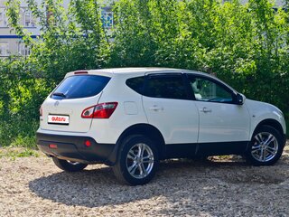 2013 Nissan Qashqai I Рестайлинг, белый, 1190000 рублей, вид 5