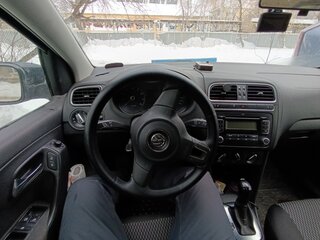 2011 Volkswagen Polo V, чёрный, 580000 рублей, вид 5