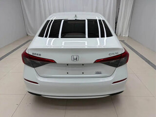 2022 Honda Civic XI, белый, 1850000 рублей, вид 5