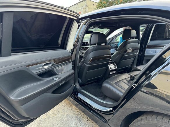2015 BMW 7 серии Long 730Ld xDrive VI (G11/G12), чёрный, 3149000 рублей - вид 29