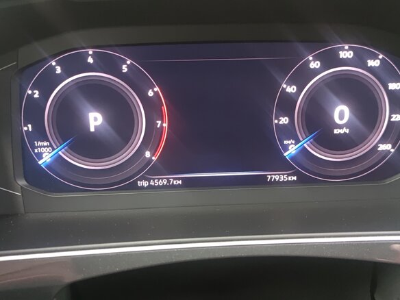 2019 Volkswagen Tiguan II, чёрный, 2550000 рублей - вид 6