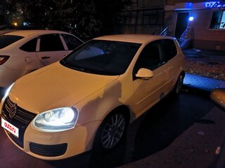 2007 Volkswagen Golf V, белый, 750000 рублей, вид 1