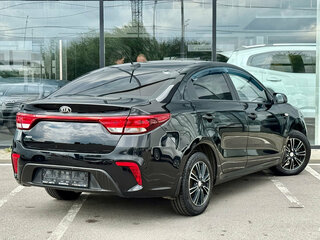 2018 Kia Rio IV, чёрный, 1262000 рублей, вид 2
