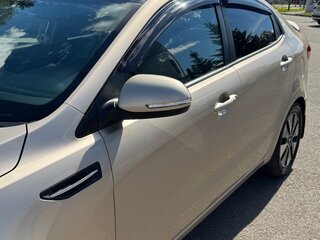 2012 Kia Rio 4-speed III, бежевый, 900000 рублей, вид 5