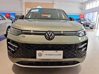 2025 Volkswagen Tayron II (China Market), зелёный, 4425000 рублей, вид 2