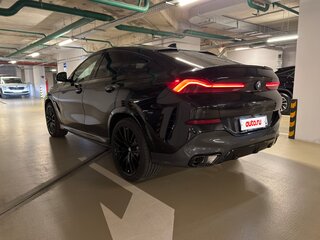 2020 BMW X6 40i III (G06), чёрный, 6300000 рублей, вид 4