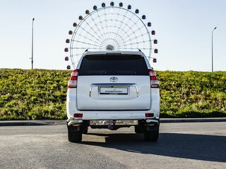 2012 Toyota Land Cruiser Prado 150 Series, белый, 2949000 рублей, вид 4