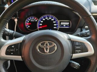 2020 Toyota Roomy I, чёрный, 1350000 рублей, вид 5