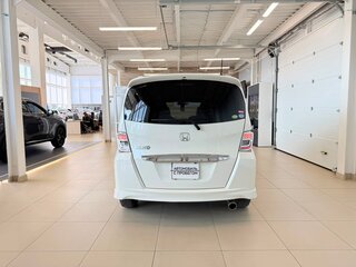 2012 Honda Freed I Рестайлинг, белый, 1189000 рублей, вид 5