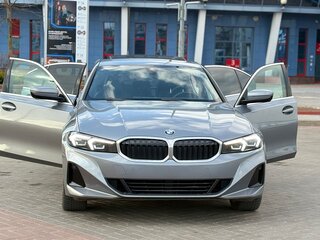 2024 BMW 3 серии 330i xDrive VII (G2x) Рестайлинг, серый, 3300000 рублей, вид 3