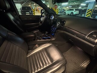 2019 Jeep Grand Cherokee IV (WK2) Рестайлинг, чёрный, 4200000 рублей, вид 4