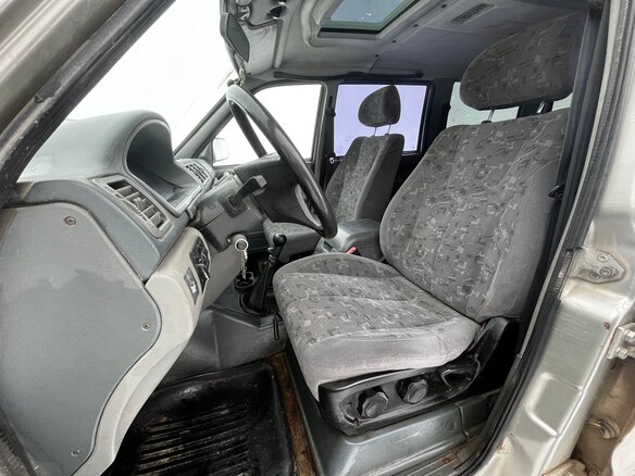 2011 УАЗ Патриот 3163 I, серебристый, 250000 рублей - вид 6