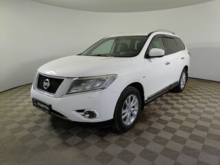 Nissan Pathfinder IV
