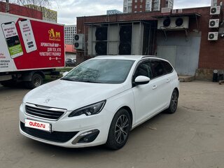 2017 Peugeot 308 II Рестайлинг, белый, 1300000 рублей, вид 2