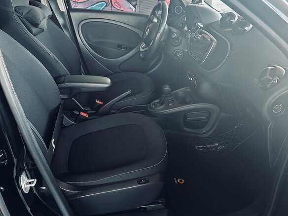 2018 Smart Forfour II, чёрный, 1950000 рублей - вид 12