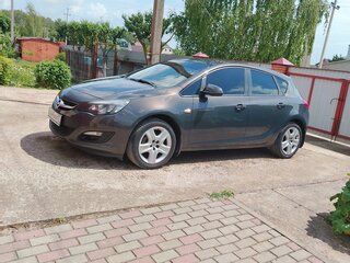 2014 Opel Astra J Рестайлинг, серый, 840000 рублей, вид 5