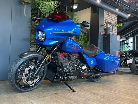 2026 Harley-Davidson CVO Street Glide ST, синий, 6500000 рублей, вид 3