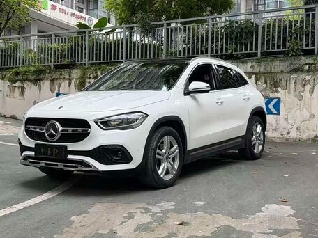 2023 Mercedes-Benz GLA 180 II (H247), белый, 2700000 рублей, вид 1