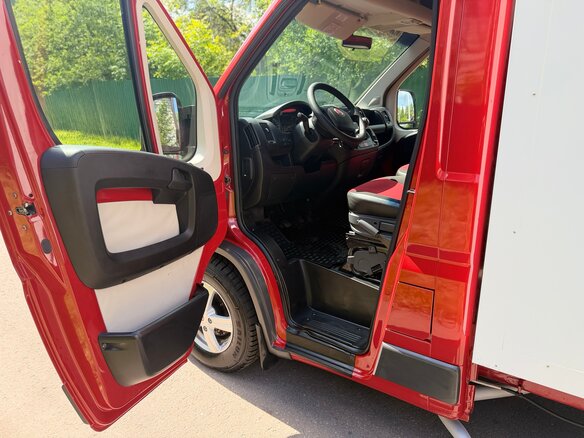 2014 Fiat Professional Ducato, красный, 2650000 рублей - вид 9