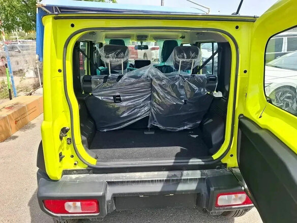 2026 Suzuki Jimny IV, зелёный - вид 7