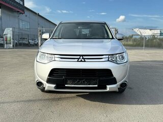 2014 Mitsubishi Outlander III Рестайлинг, серебристый, 1568800 рублей, вид 2