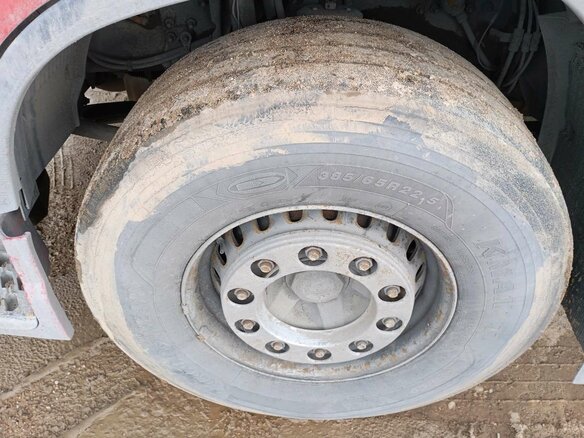 2015 Volvo FH, красный, 5538500 рублей - вид 10
