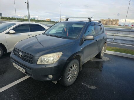 Toyota RAV4 III (XA30)