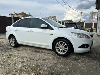 2008 Ford Focus II Рестайлинг, белый, 455000 рублей, вид 3