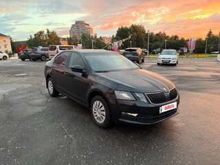 2018 Skoda Octavia III (A7) Рестайлинг, чёрный, 880000 рублей, вид 1