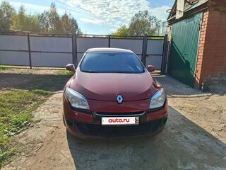 2012 Renault Megane III, красный, 550000 рублей, вид 1