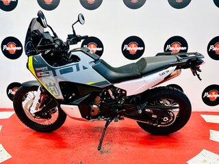 2026 Husqvarna Norden 901, серый, 1750000 рублей, вид 4