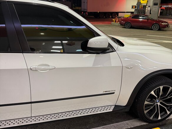 2012 BMW X5 35i II (E70) Рестайлинг, белый, 2500000 рублей - вид 2