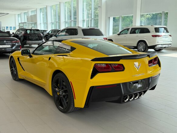 2014 Chevrolet Corvette Stingray C7, жёлтый, 6490000 рублей - вид 6