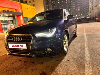 2011 Audi A1 I (8X), синий, 950000 рублей, вид 3